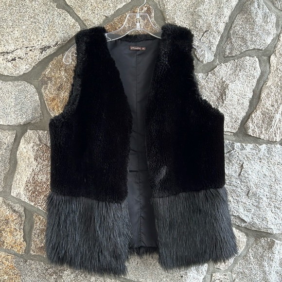 J. McLaughlin Allegra Faux Fur Vest - Picture 3 of 8